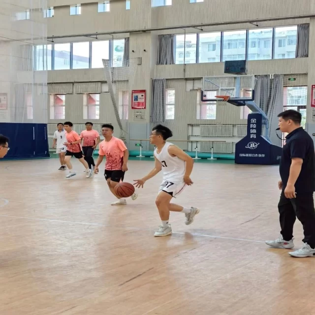 足球杯赛焦点对决阵容深度解析第26组热点 专稿第12025期